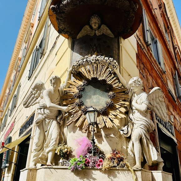 Hello and Welcome to my Closet ❤️ - Picture 12 of 17